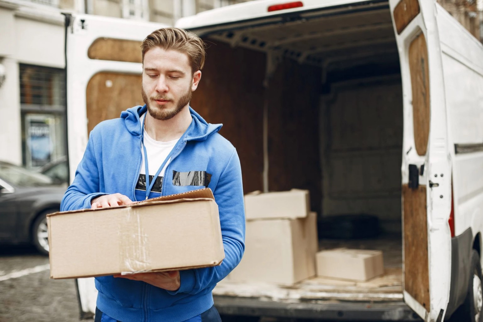 Costo de transporte sobre ventas: cómo calcularlo y reducirlo