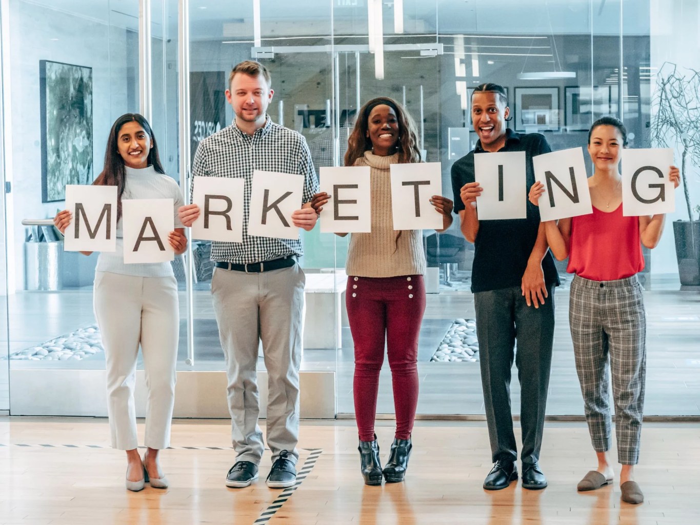 Modelo STP de segmentación, targeting y posicionamiento en marketing